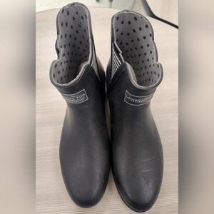 London Fog Charcoal and Black Rain Boots